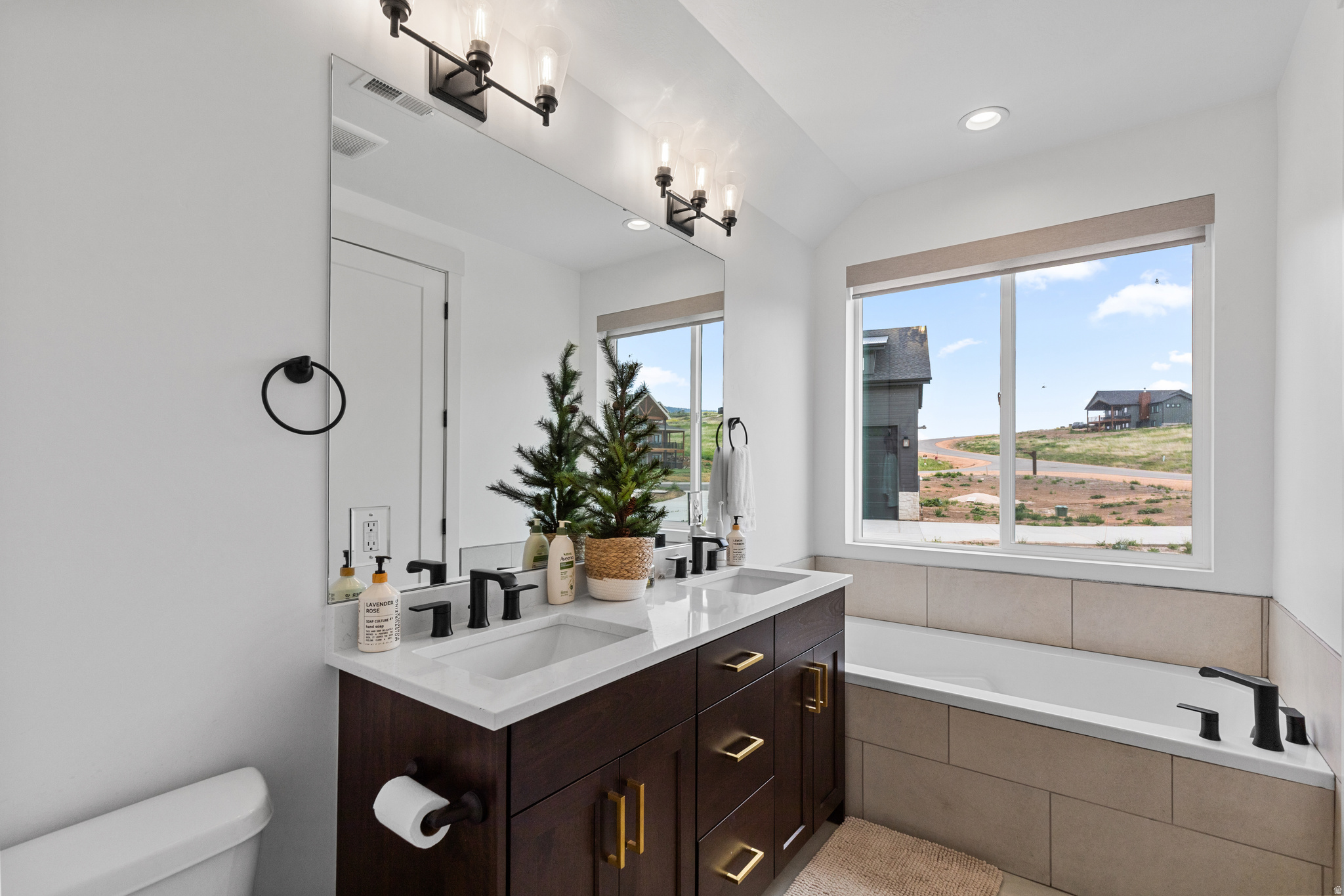 RESERVE PH 8 LOT 191 - Residential