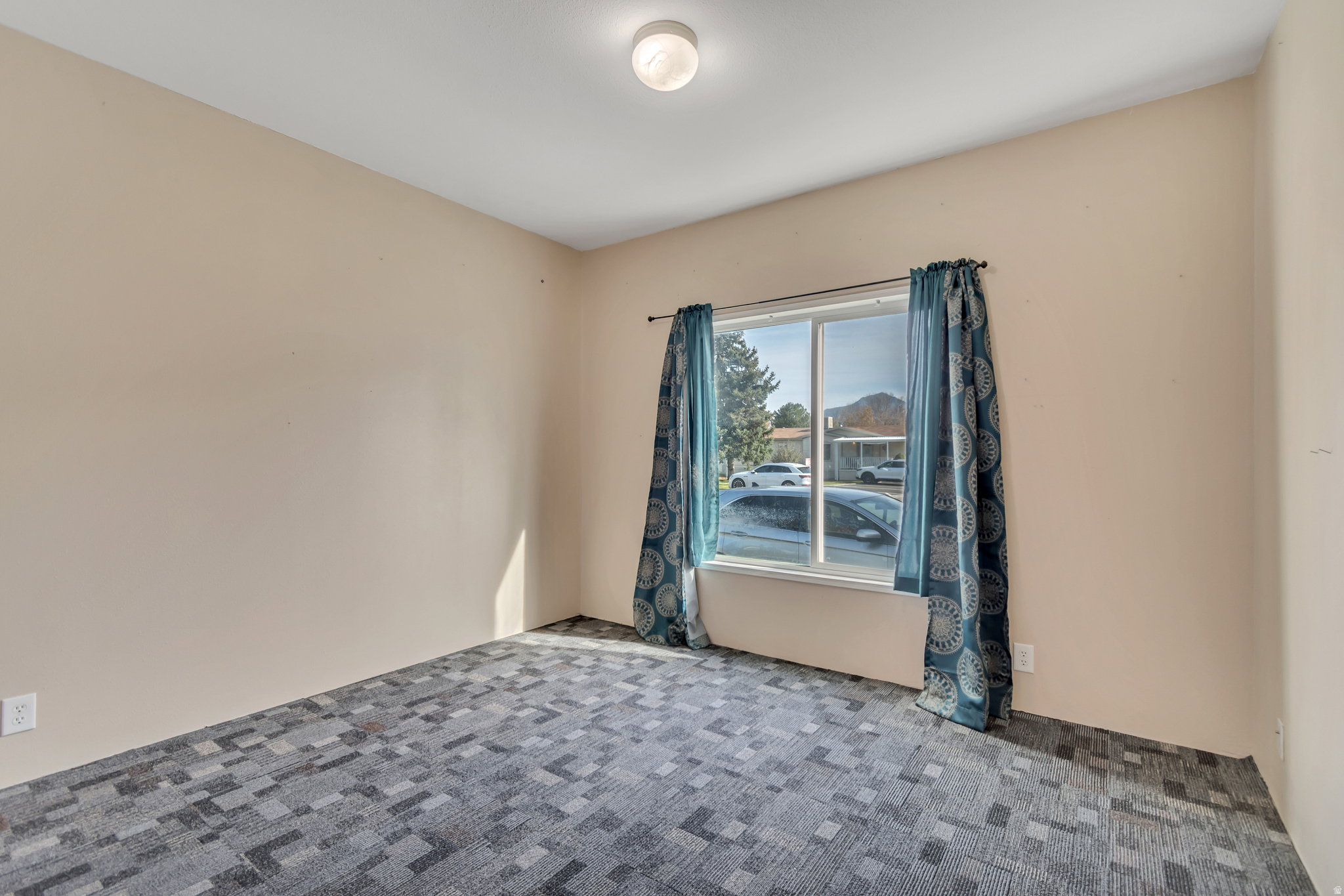 MONTE VISTA - Residential