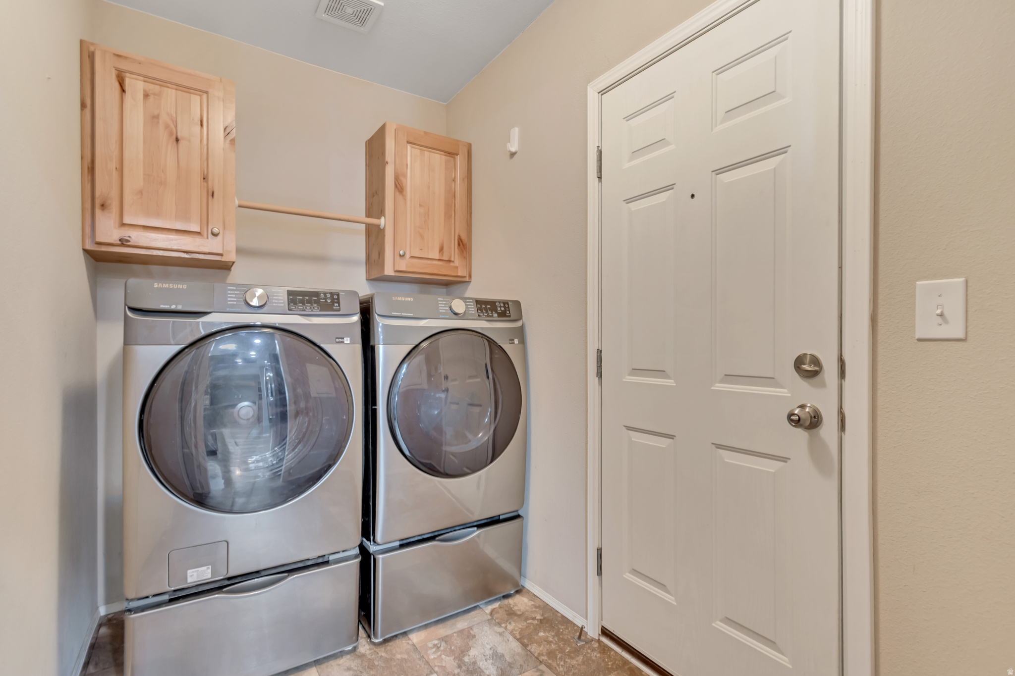 MONTE VISTA - Residential