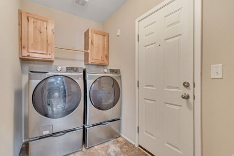 Tiny photo for 783 W MONTE HERMOSA ST, Taylorsville, UT 84123 (MLS # 2121052)