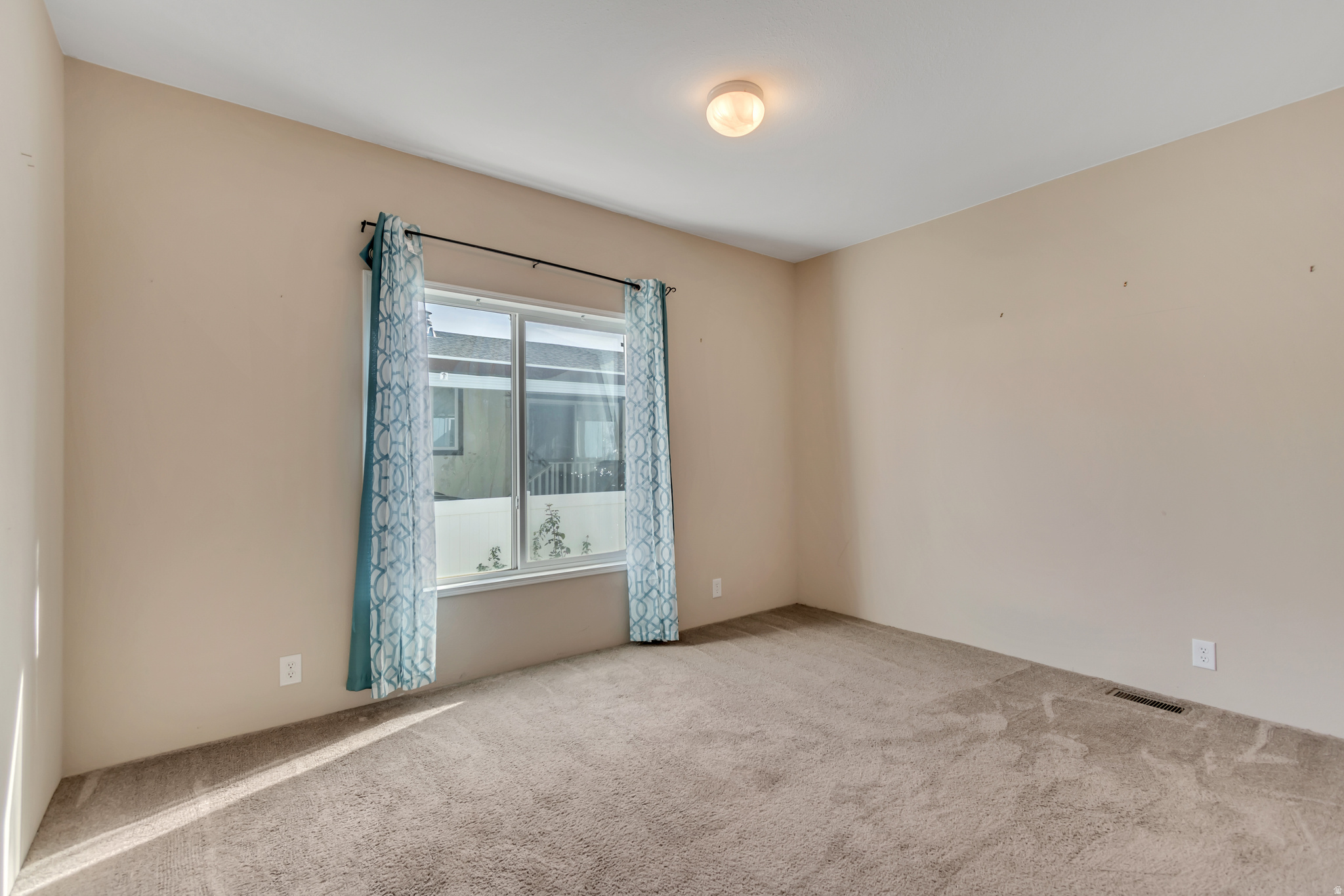 MONTE VISTA - Residential