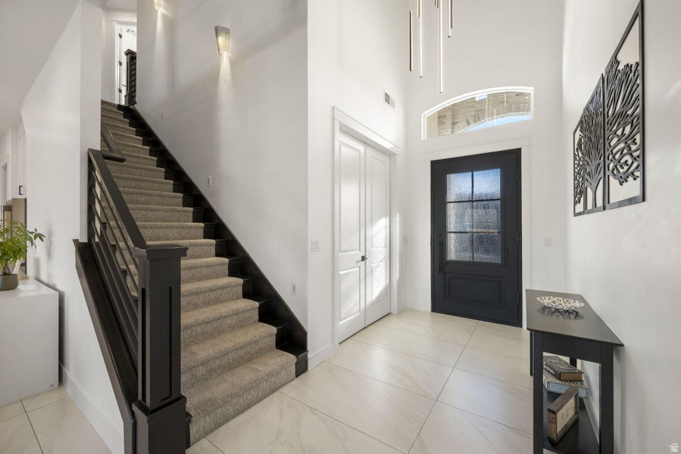 SHOOTING STAR PH 2 - Residential