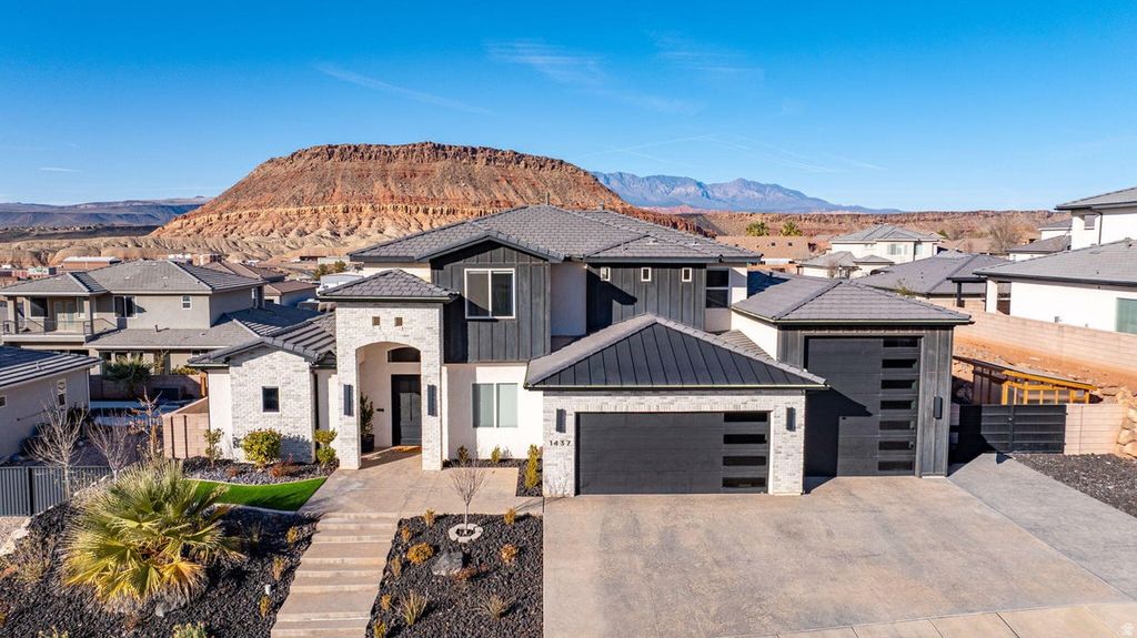 Photo of 1437 E CENTAURUS WAY, Washington, UT 84780 (MLS # 2133974)