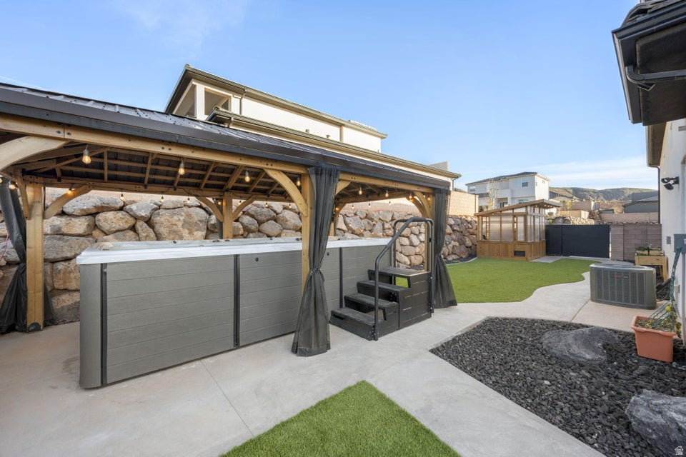 SHOOTING STAR PH 2 - Residential