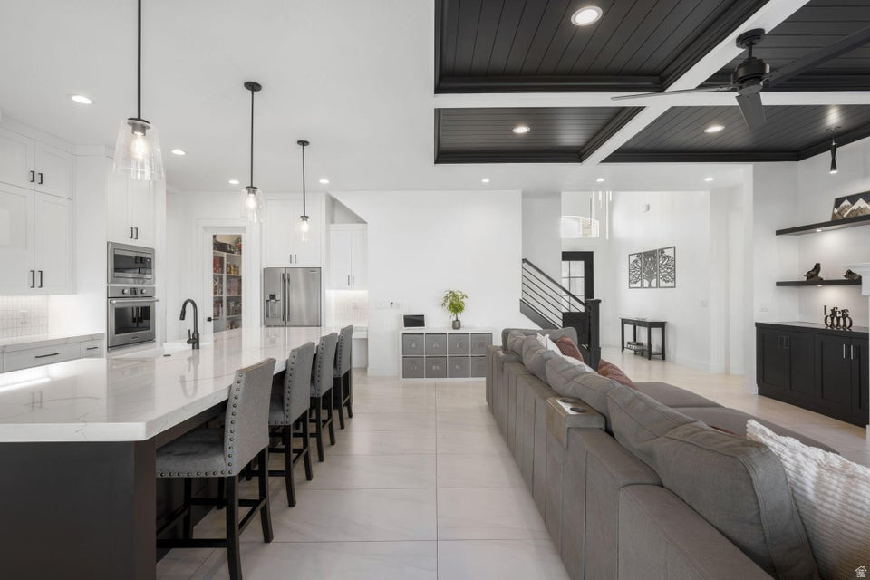 SHOOTING STAR PH 2 - Residential