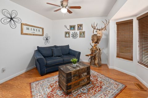 Tiny photo for 441 S 1915 W, Lehi, UT 84043 (MLS # 2134511)