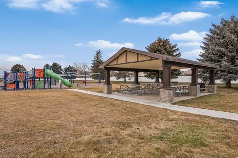 Tiny photo for 441 S 1915 W, Lehi, UT 84043 (MLS # 2134511)