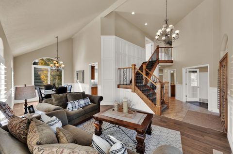 Tiny photo for 686 WELLINGTON DR, Kaysville, UT 84037 (MLS # 2144731)