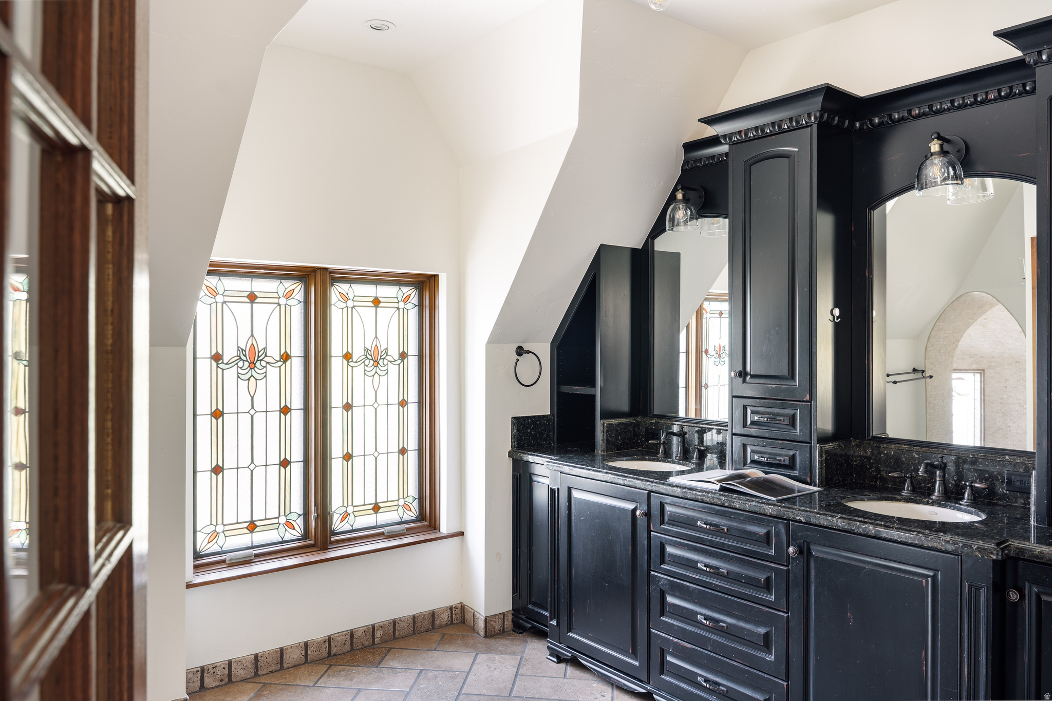 HARVARD/YALE - Residential