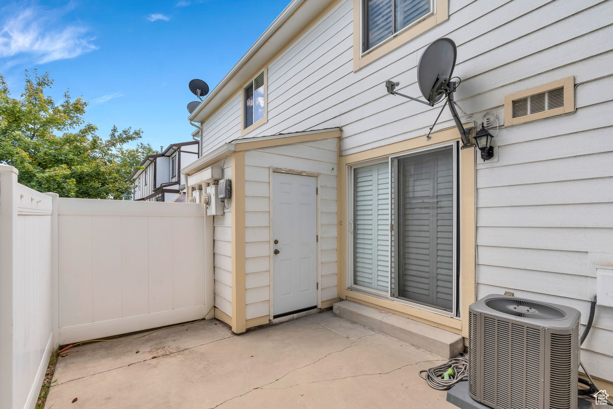BARRINGTON PARK - Residential