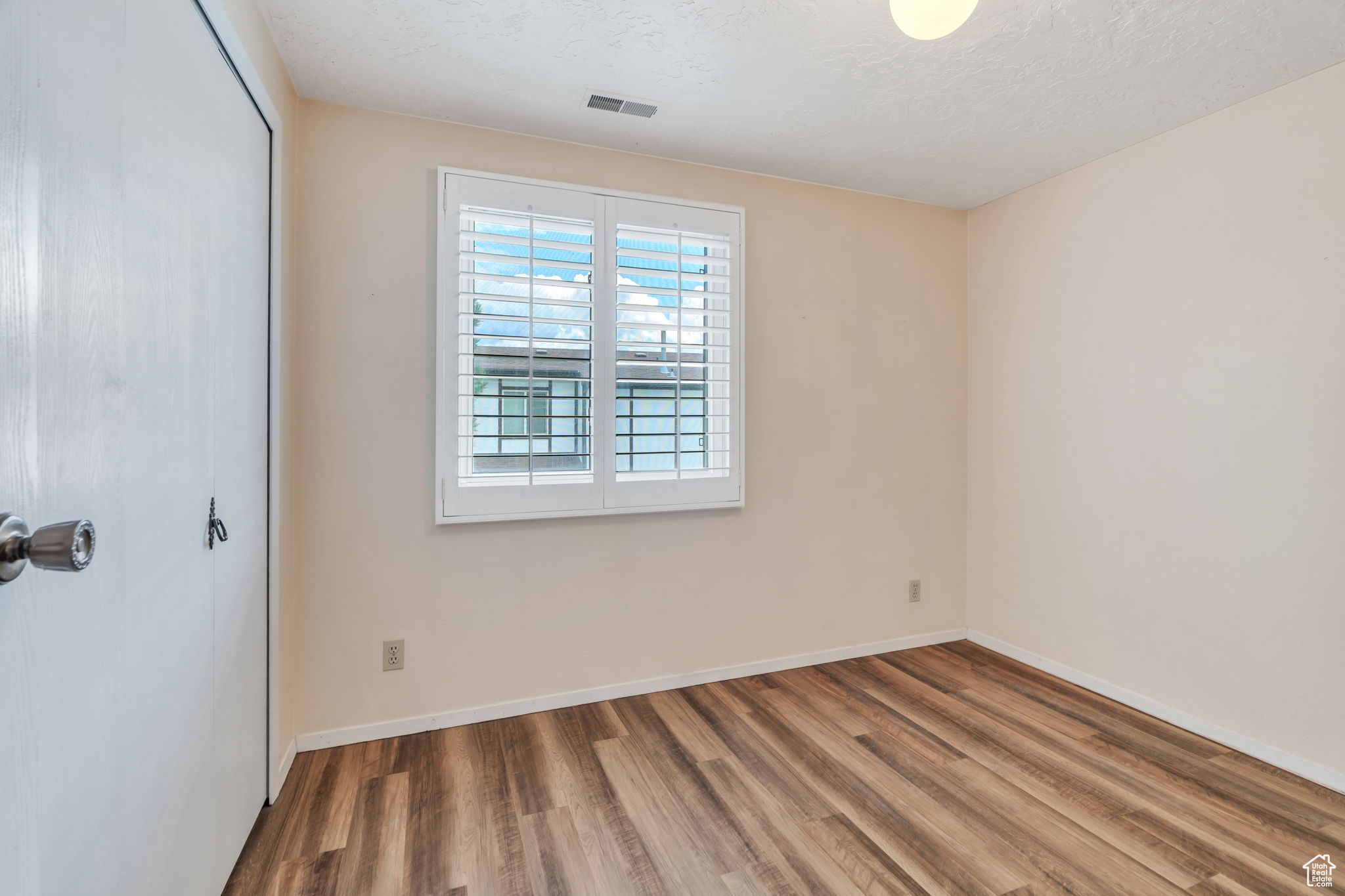 BARRINGTON PARK - Residential