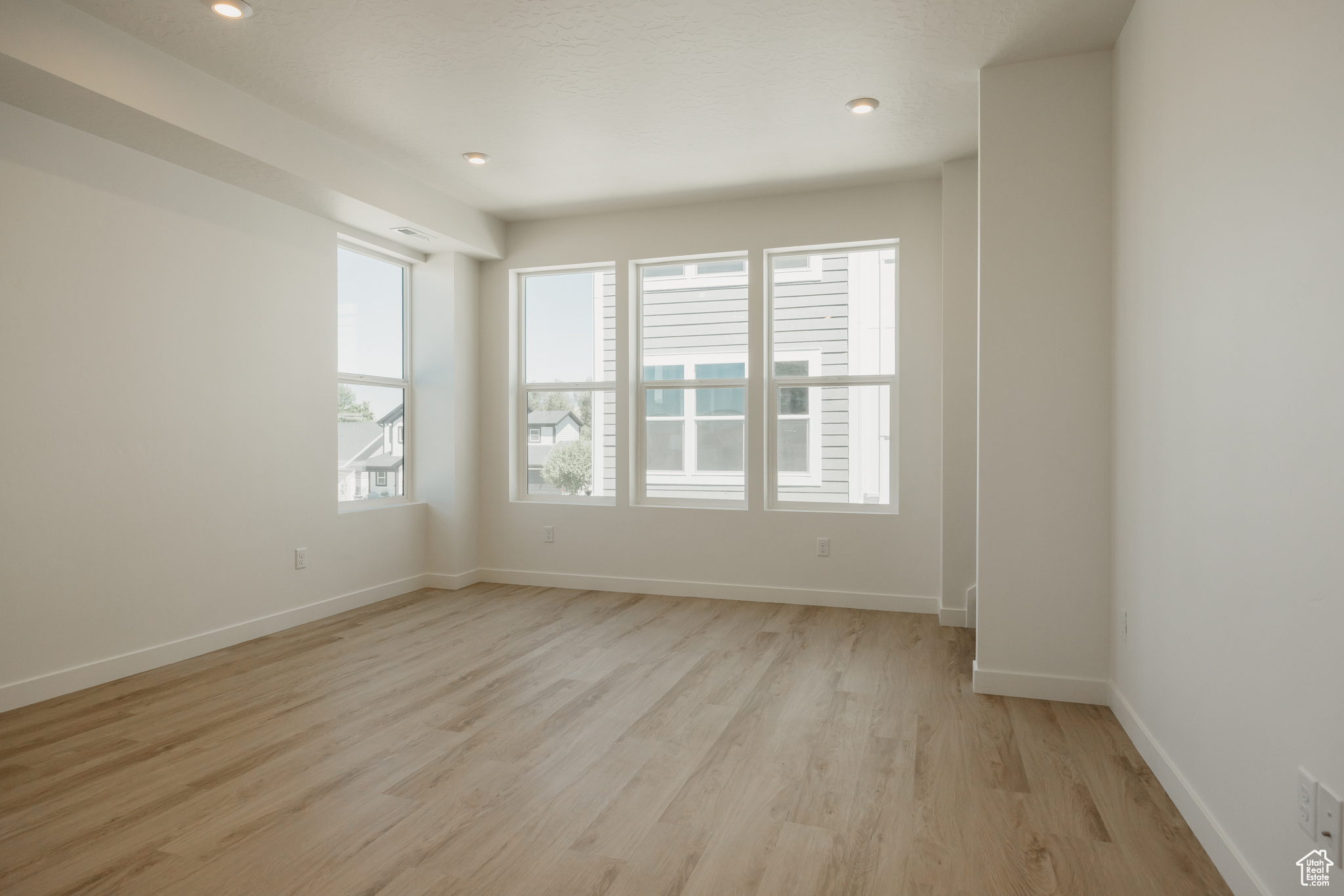 PROMINENCE POINT - Residential