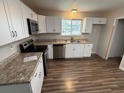 Tiny photo for 522 E FACTORY ST, Garland, UT 84312 (MLS # 2154115)