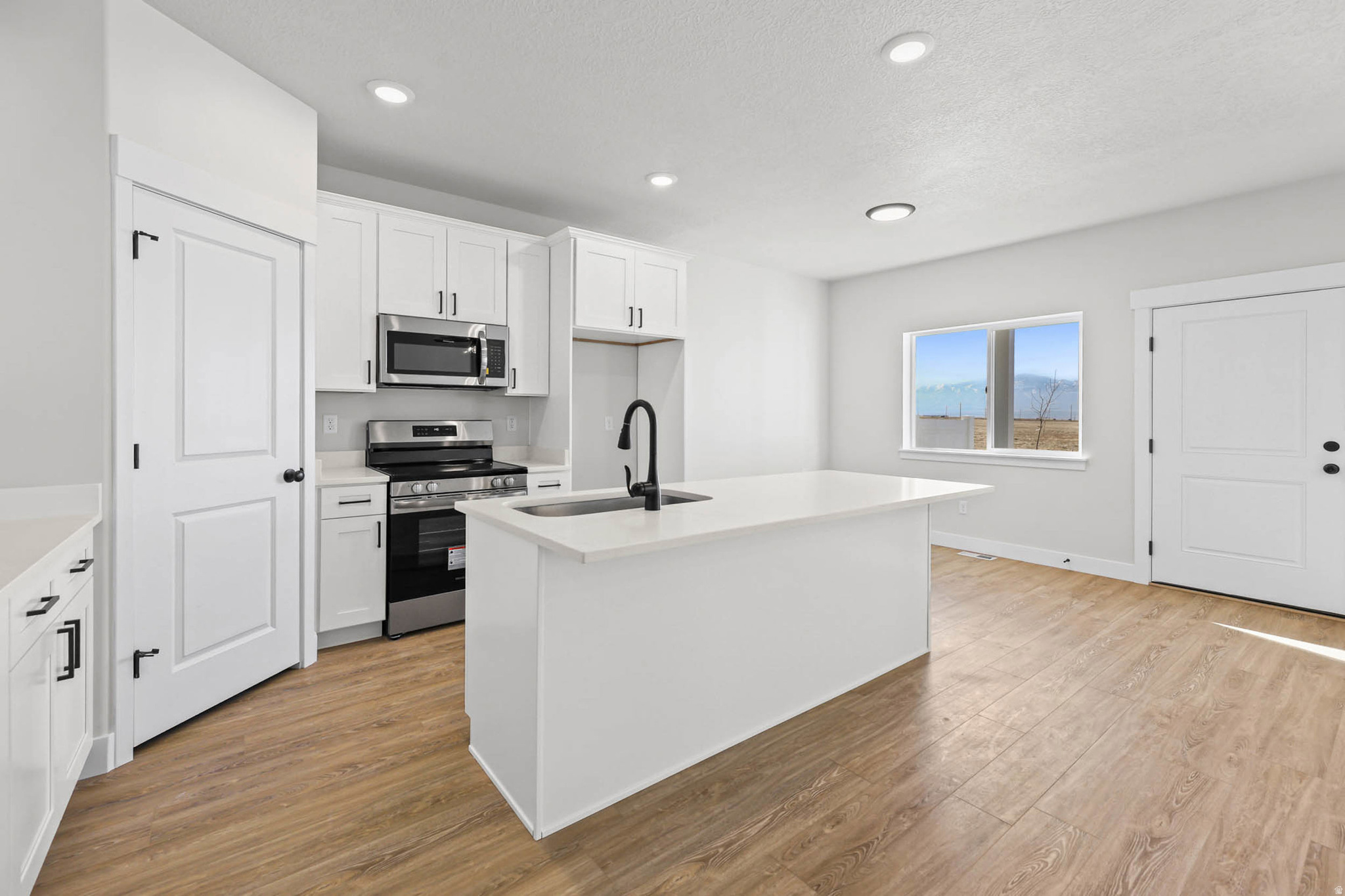 LEXINGTON TOWN HOMES - Residential