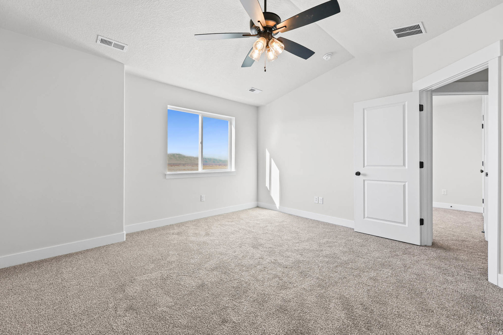 LEXINGTON TOWN HOMES - Residential