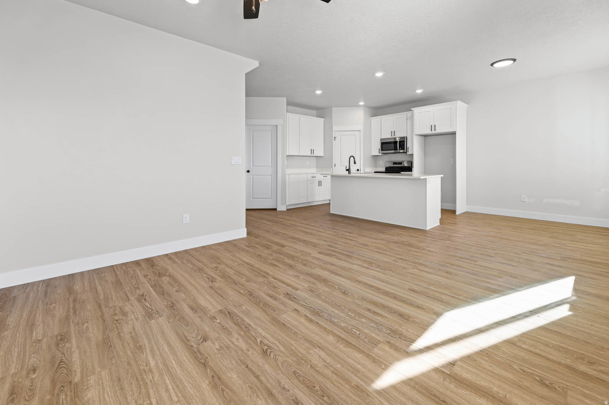 LEXINGTON TOWN HOMES - Residential