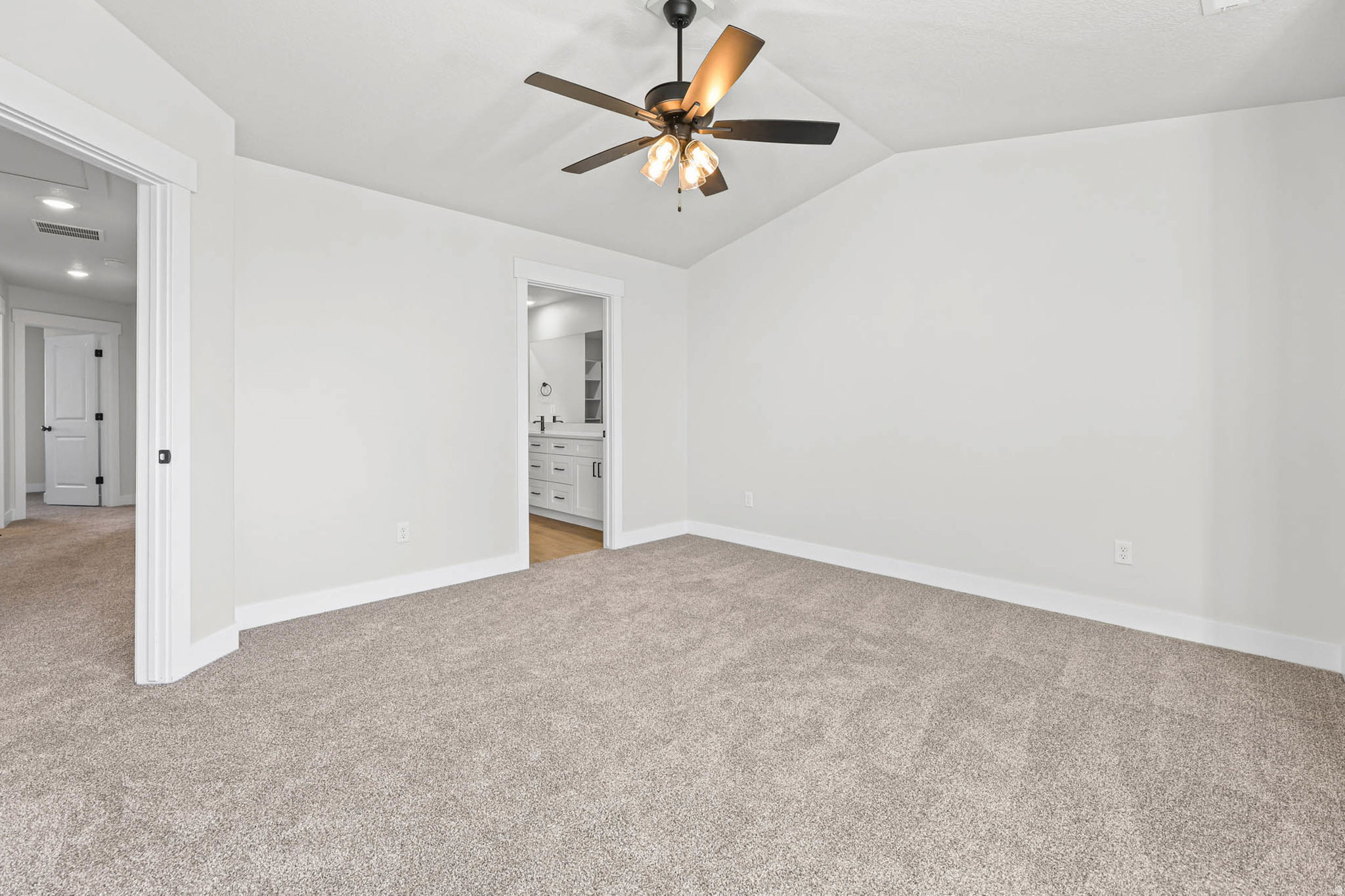 LEXINGTON TOWN HOMES - Residential