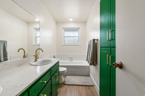 Tiny photo for 187 W BAYVIEW DR N, Farmington, UT 84025 (MLS # 2152772)