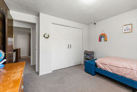 Tiny photo for 187 W BAYVIEW DR N, Farmington, UT 84025 (MLS # 2152772)
