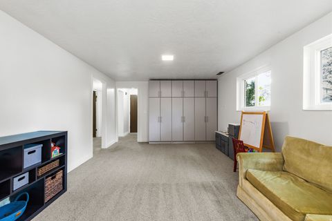 Tiny photo for 187 W BAYVIEW DR N, Farmington, UT 84025 (MLS # 2152772)