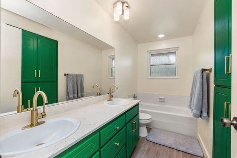 Tiny photo for 187 W BAYVIEW DR N, Farmington, UT 84025 (MLS # 2152772)