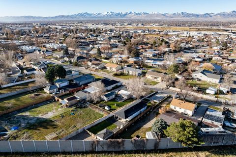 Tiny photo for 6375 S MALSTROM LN, Murray, UT 84107 (MLS # 2126943)