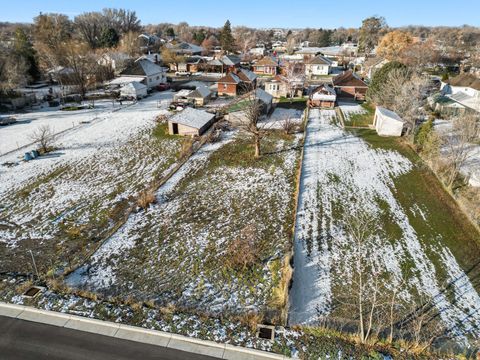 Tiny photo for 1116 S LIBERTY AVE, Ogden, UT 84404 (MLS # 2130896)