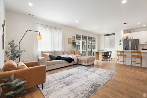 Tiny photo for 1541 W 250 N, Pleasant Grove, UT 84062 (MLS # 2113762)