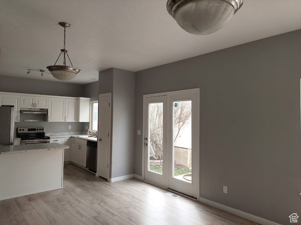 1555 W Wynview Ln, South Jordan, Utah image 5