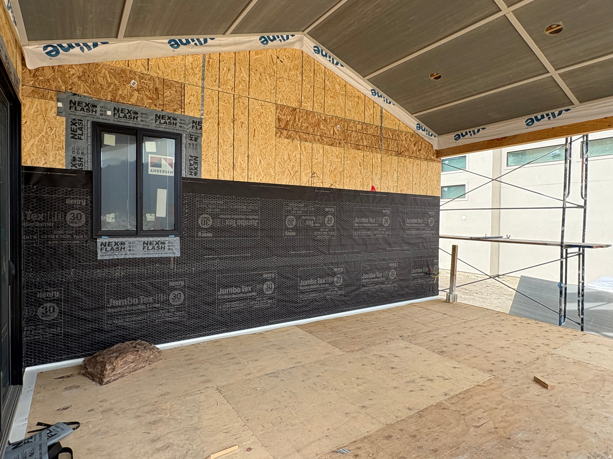 HIGHLAND OAKS - Residential