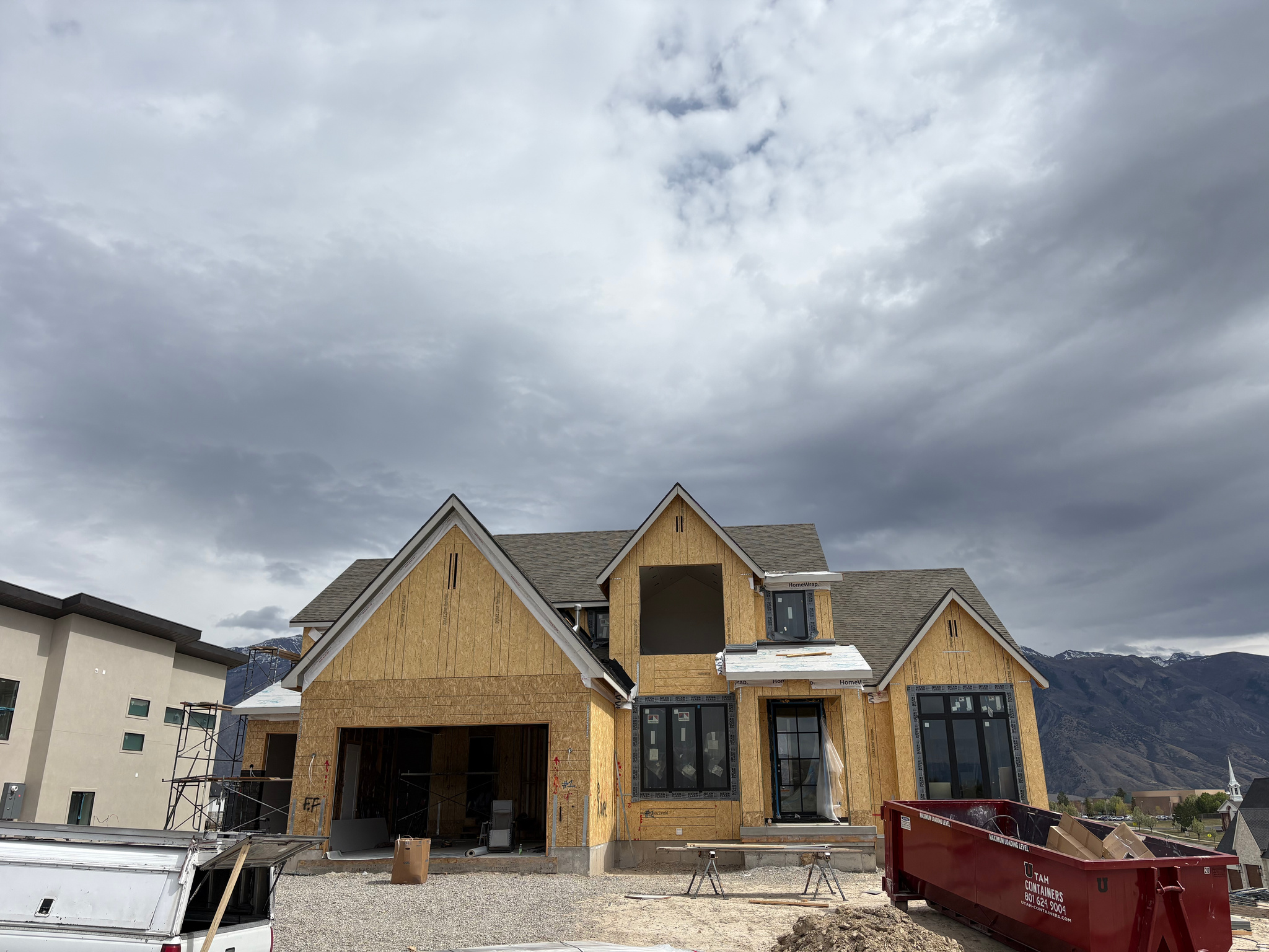 HIGHLAND OAKS - Residential