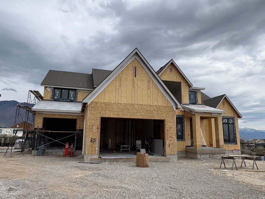 Photo of 11850 N BURNING OAKS DR, Highland, UT 84003 (MLS # 2147853)