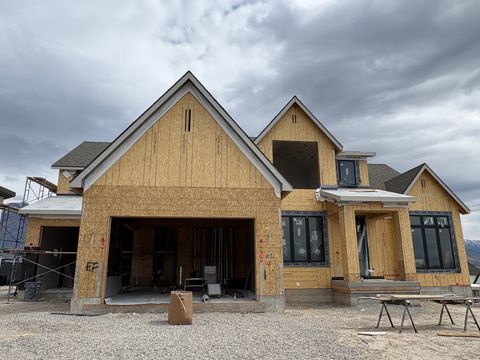 Photo of 11850 N BURNING OAKS DR, Highland, UT 84003 (MLS # 2147853)