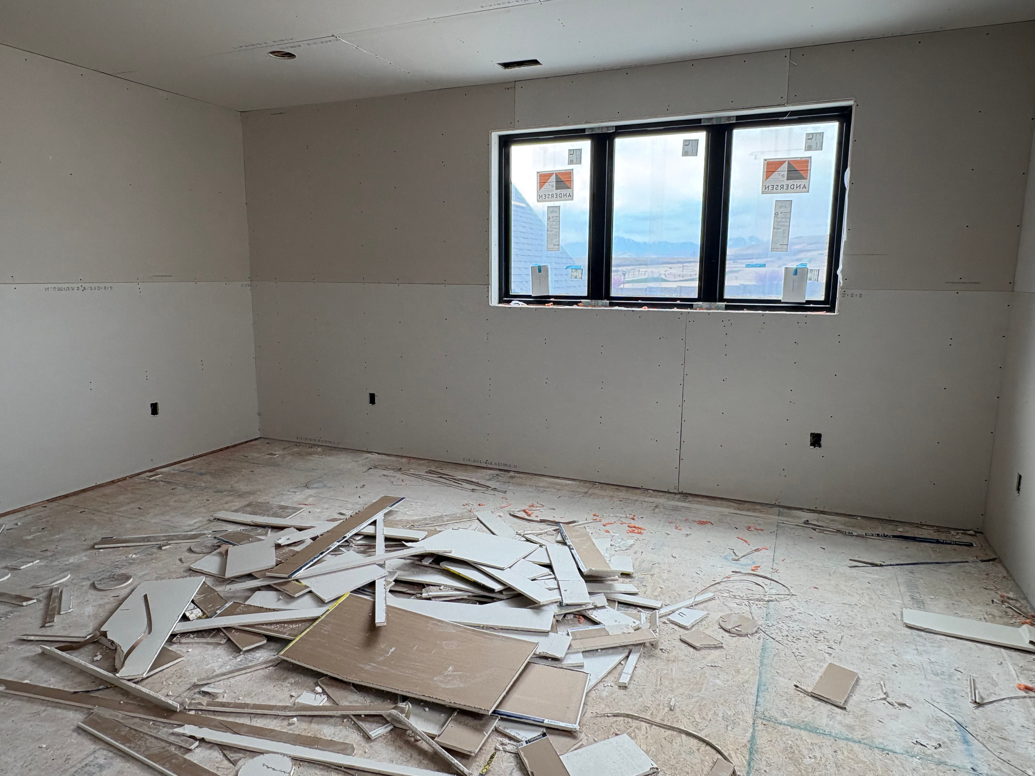 HIGHLAND OAKS - Residential