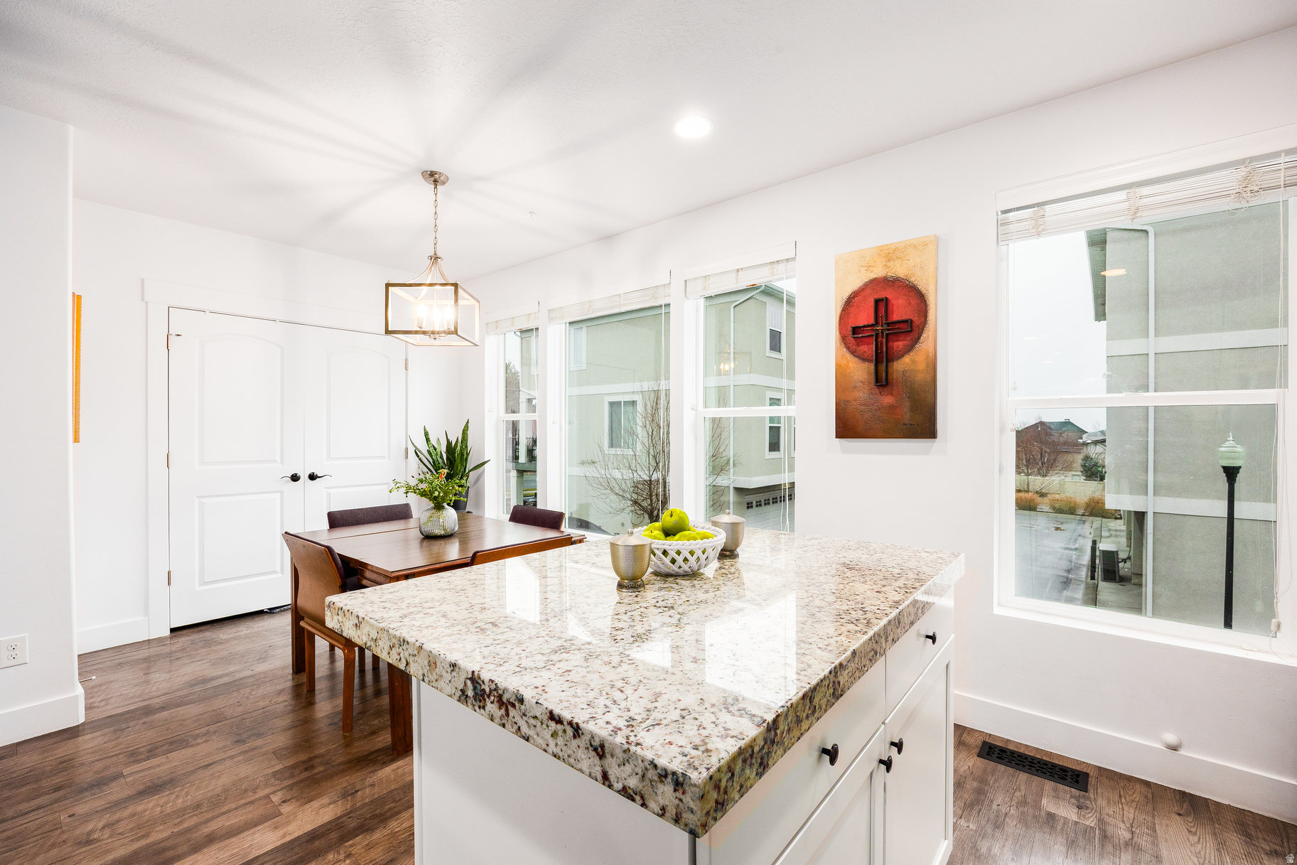 GLENMORE VILLAGE - Residential