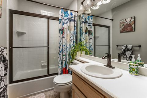 Tiny photo for 3240 E GRANITE POINT CIR, Sandy, UT 84092 (MLS # 2123863)