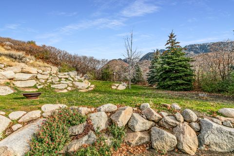 Tiny photo for 3240 E GRANITE POINT CIR, Sandy, UT 84092 (MLS # 2123863)