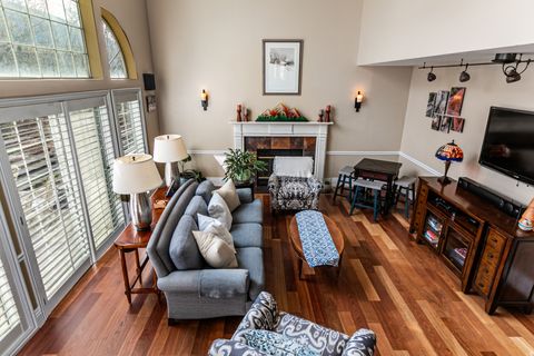 Tiny photo for 3240 E GRANITE POINT CIR, Sandy, UT 84092 (MLS # 2123863)