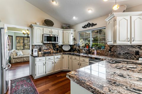 Tiny photo for 3240 E GRANITE POINT CIR, Sandy, UT 84092 (MLS # 2123863)