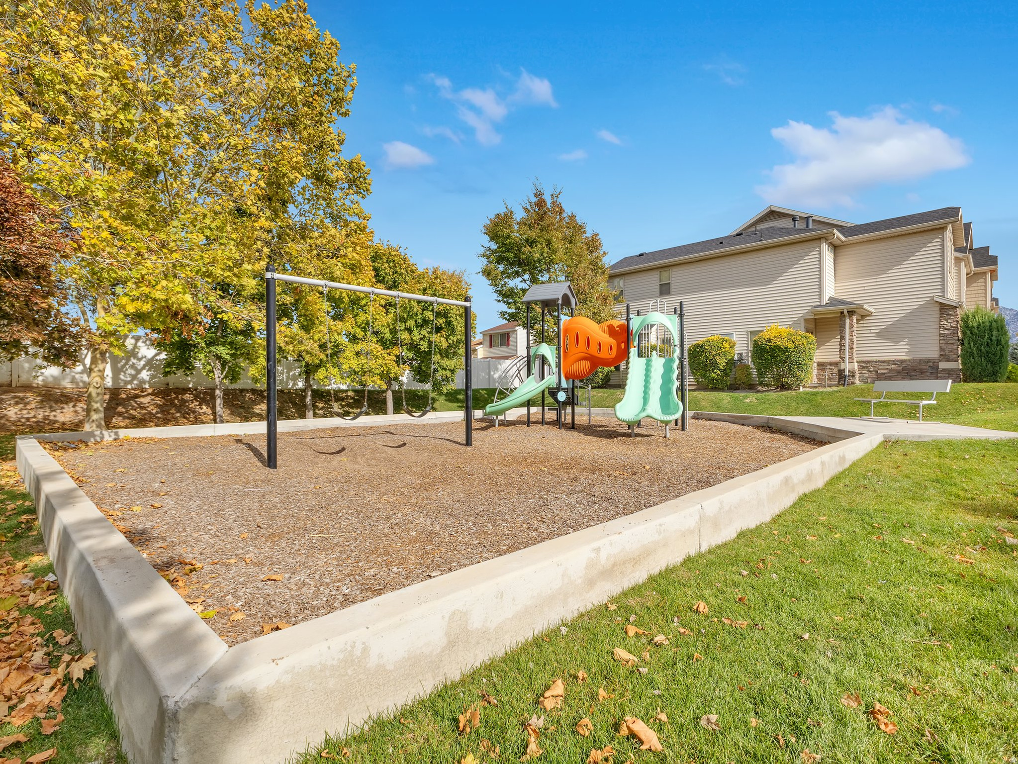 STONEGATE TOWNHOMES AMD - Residential