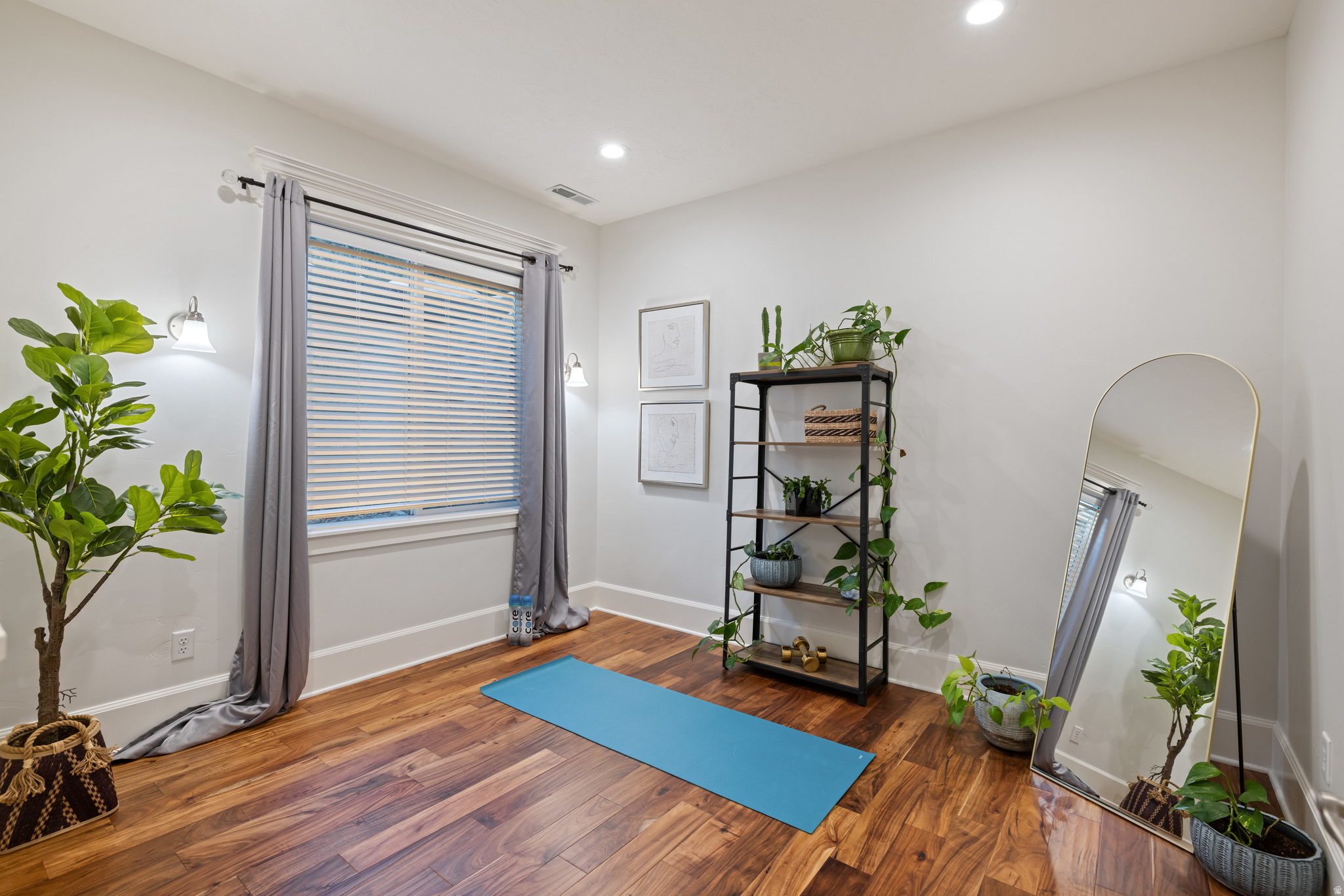 EAST MOUNTAIN ESTATES - Residential