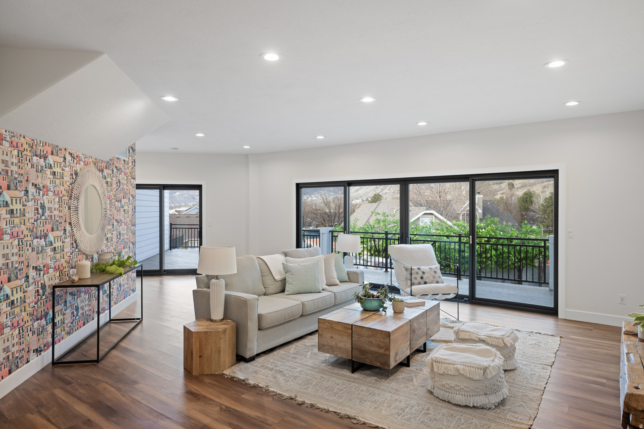 EAST MOUNTAIN ESTATES - Residential