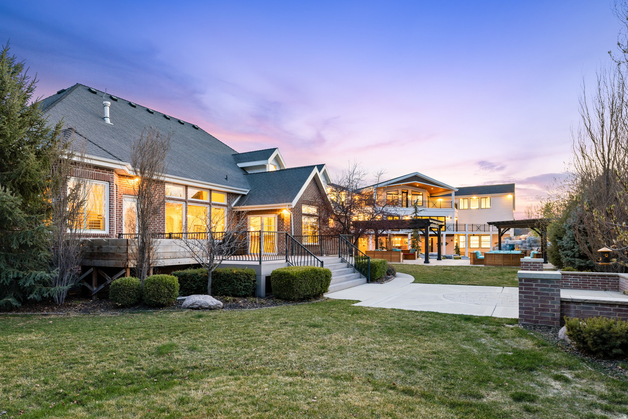 EAST MOUNTAIN ESTATES - Residential