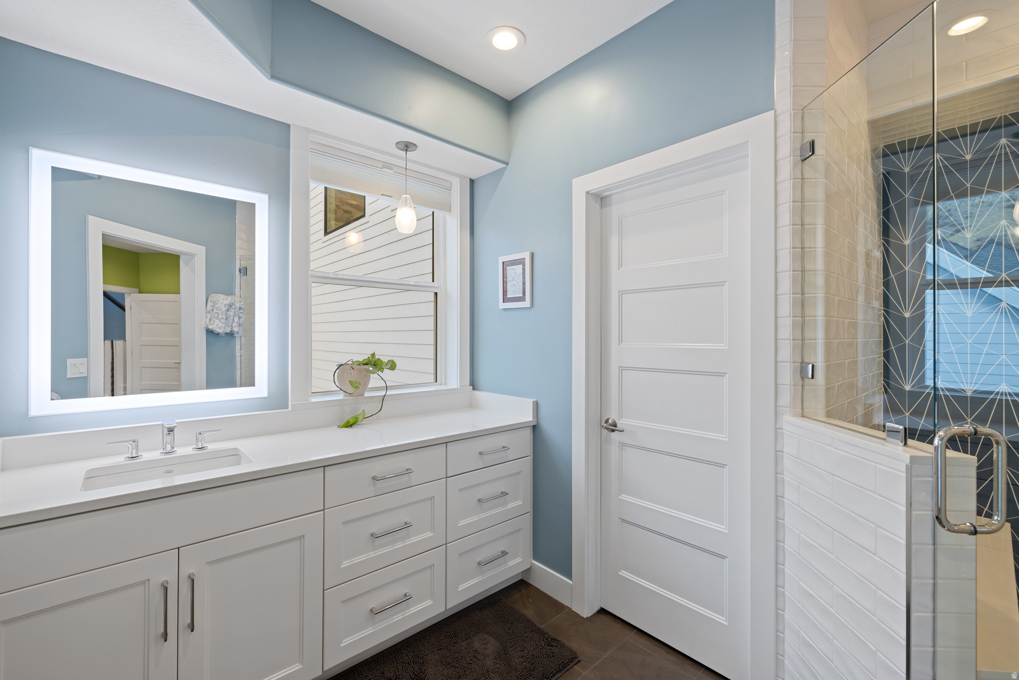 EAST MOUNTAIN ESTATES - Residential