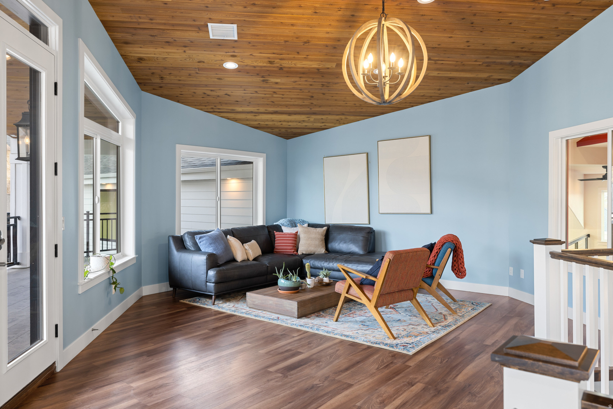 EAST MOUNTAIN ESTATES - Residential