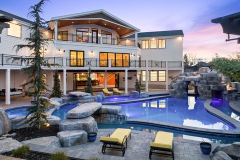 Photo of 1263 E CHAPMAN CT, Alpine, UT 84004 (MLS # 2149315)