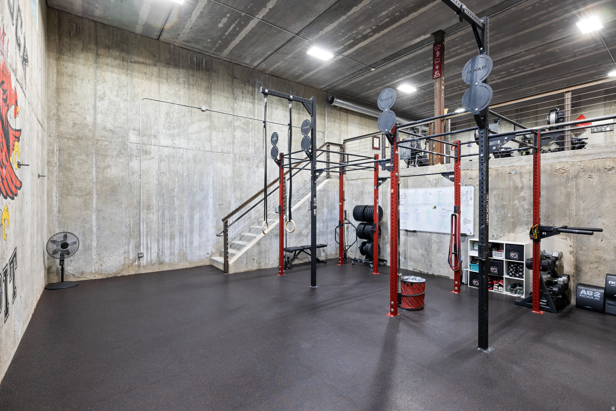 EAST MOUNTAIN ESTATES - Residential