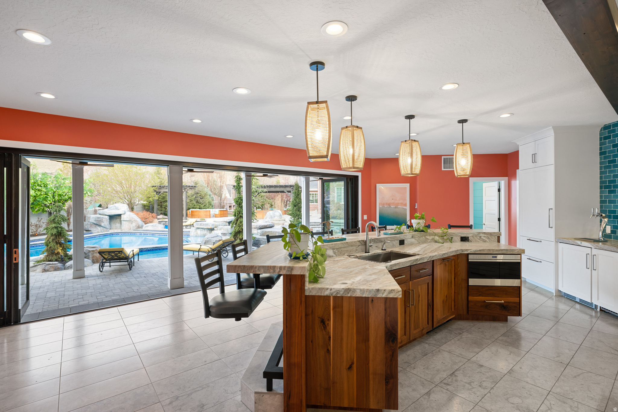 EAST MOUNTAIN ESTATES - Residential