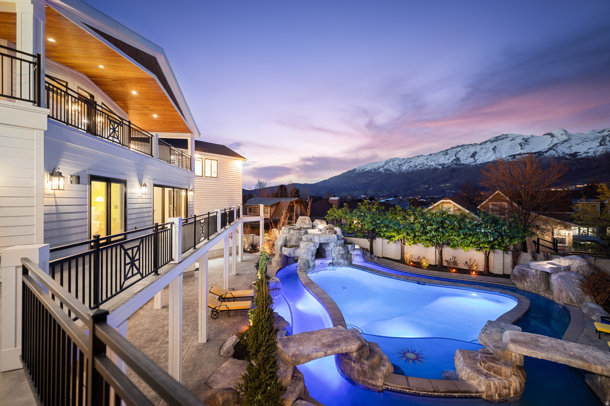 EAST MOUNTAIN ESTATES - Residential