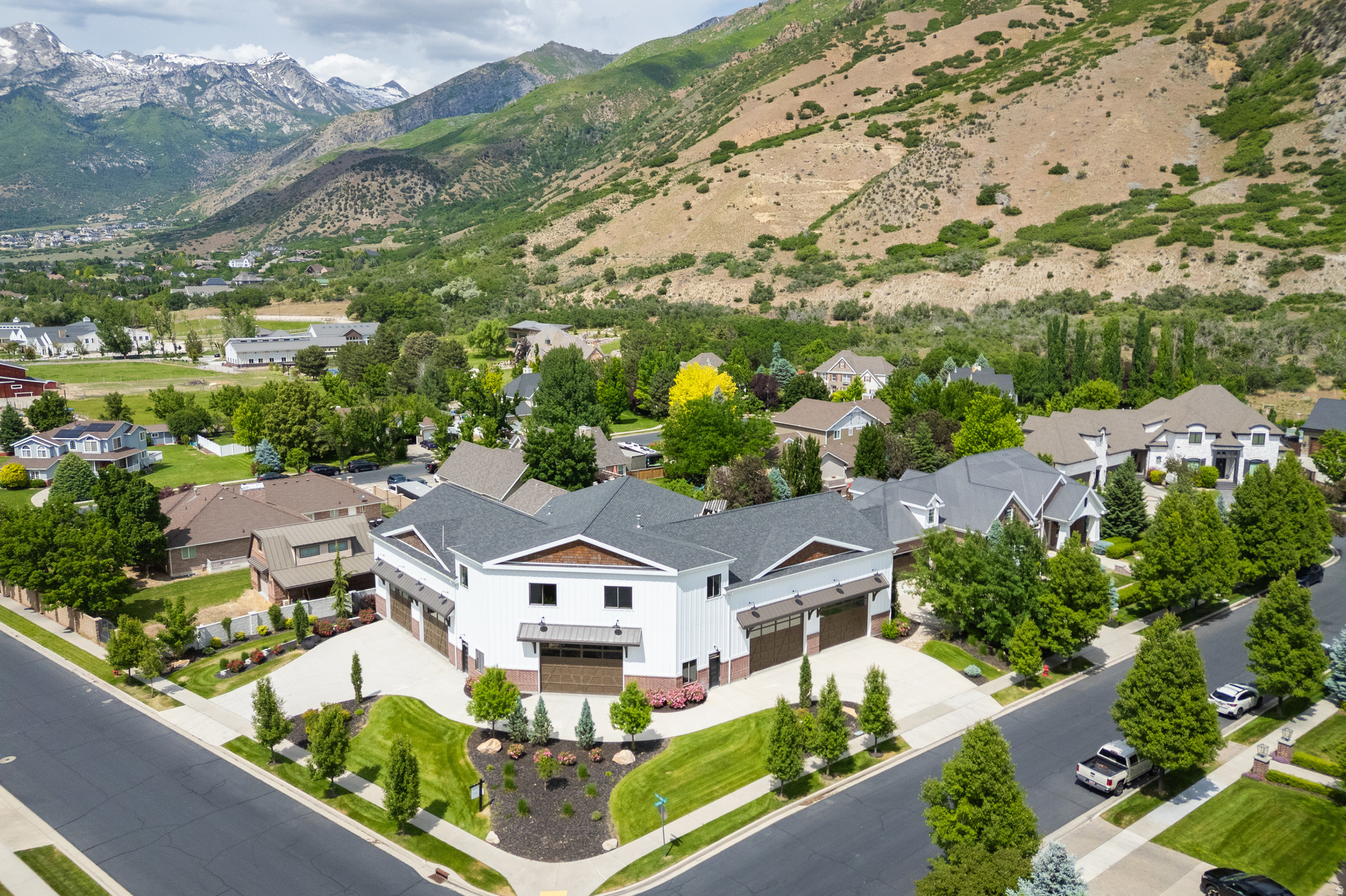 EAST MOUNTAIN ESTATES - Residential